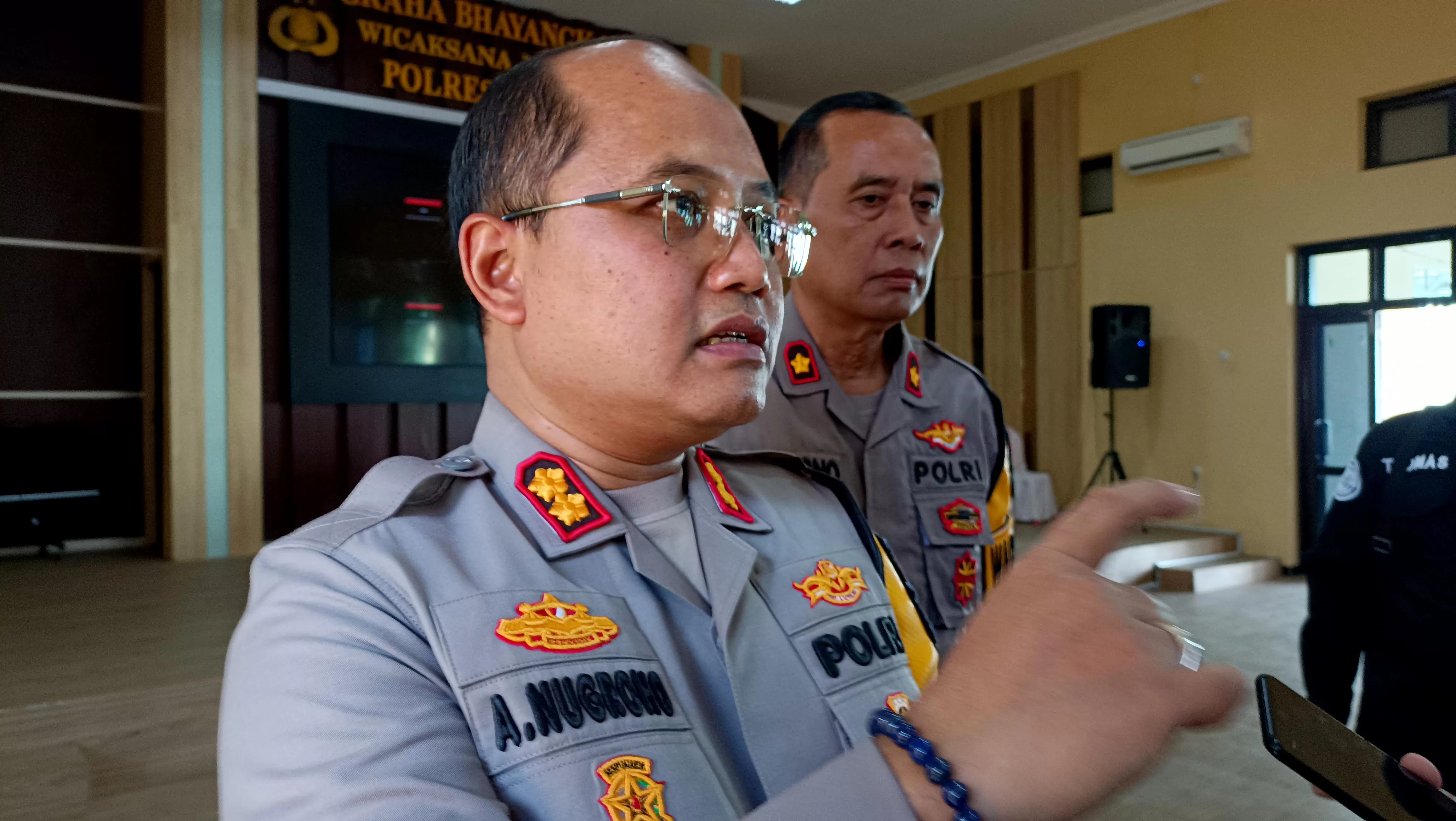 Kasus Pelajar Main di Kebun, Polres Pacitan Buru Penyebar Video - Radar  Madiun