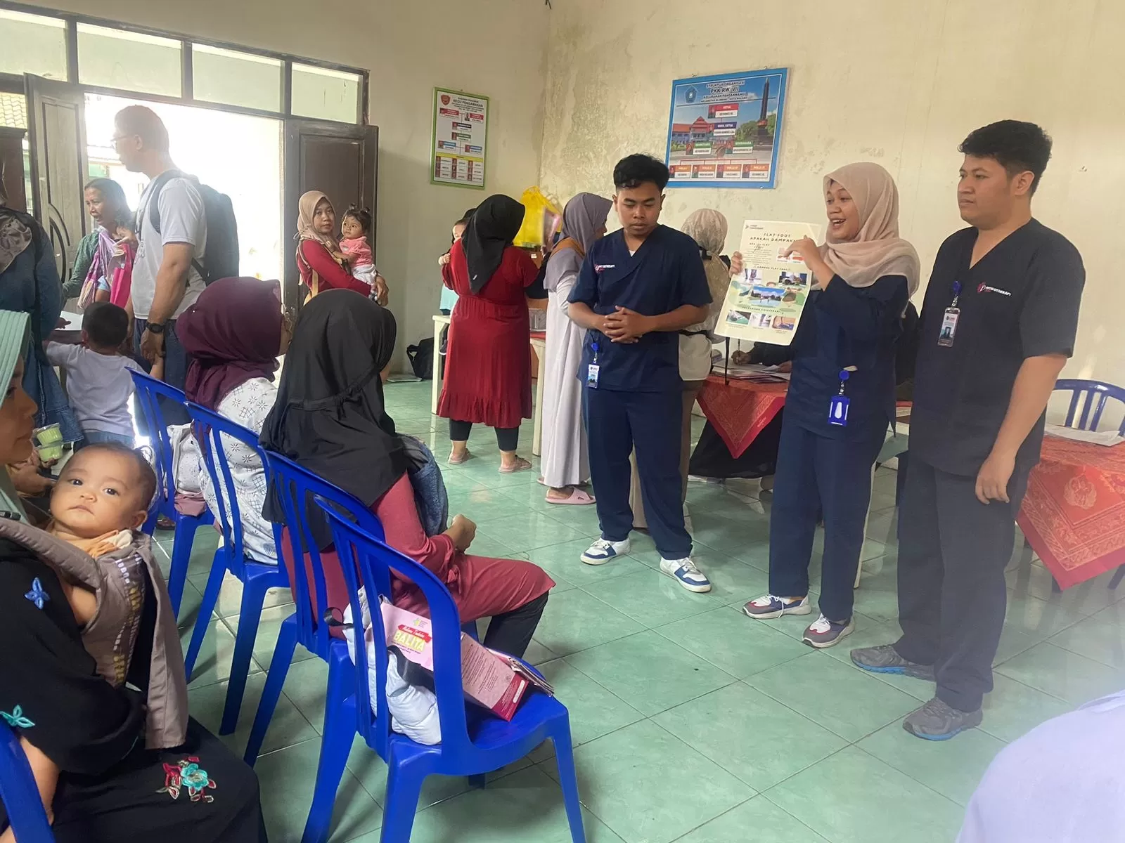 Mahasiswa Profesi Fisioterapi Melaksanakan Penyuluhan Pencegahan Flatfoot Pada Anak di Posyandu Balita