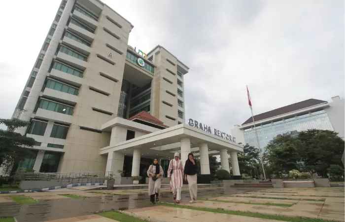 MAKSIMALKAN PERSIAPAN: Universitas Negeri Malang (UM) dan Universitas Brawijaya (UB) bakal menjadi tempat UTBK untuk puluhan ribu pelajar. (Satria Cahyono / Radar Malang)