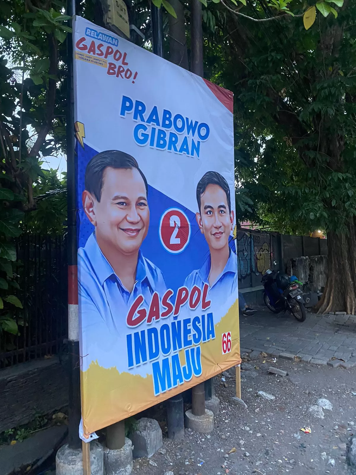 Baliho Prabowo-Gibran Menjamur Di Jatim, Pakar: Bukti Dukungan Rakyat ...