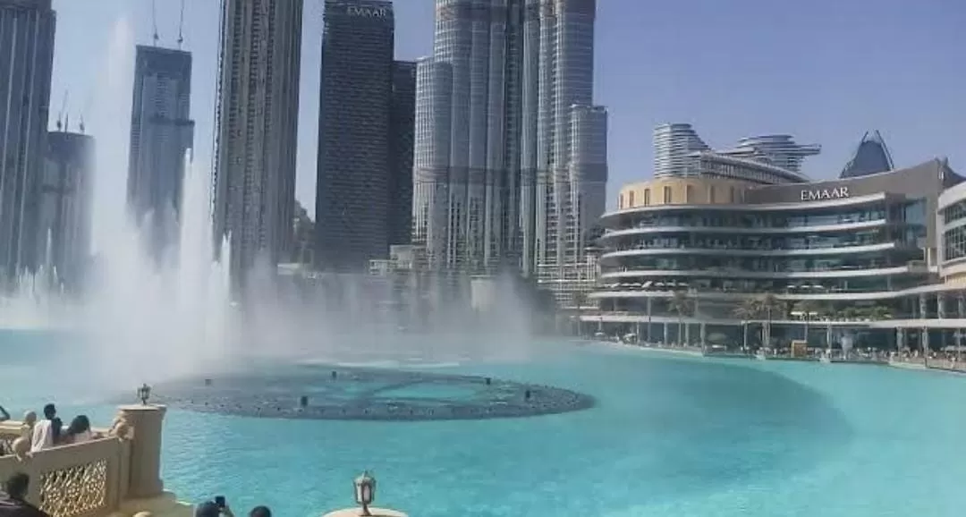 Orang Indonesia Wajib Saksikan Pertunjukan Dubai Fountain: Pesona ...