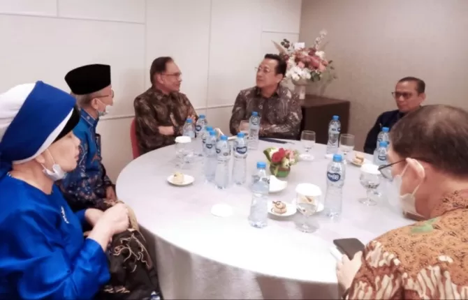 Beri Ucapan Selamat, Irman Gusman Sebut Anwar Ibrahim Sosok Pemimpin ...