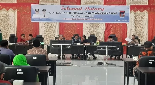 Hindari Konflik Horizontal Jelang Pemilu 2024, Kesbangpol Kota Padang ...