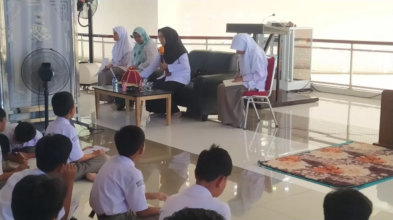 Suasana Pelaksanaan Seminar di Sekolah Islam Athirah Bone 