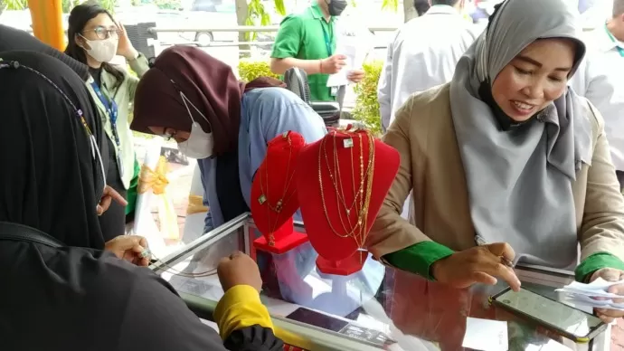 Gebyar HUT Pegadaian, Gelar Bazar Emas Dan Kuliner - Pontianak Post