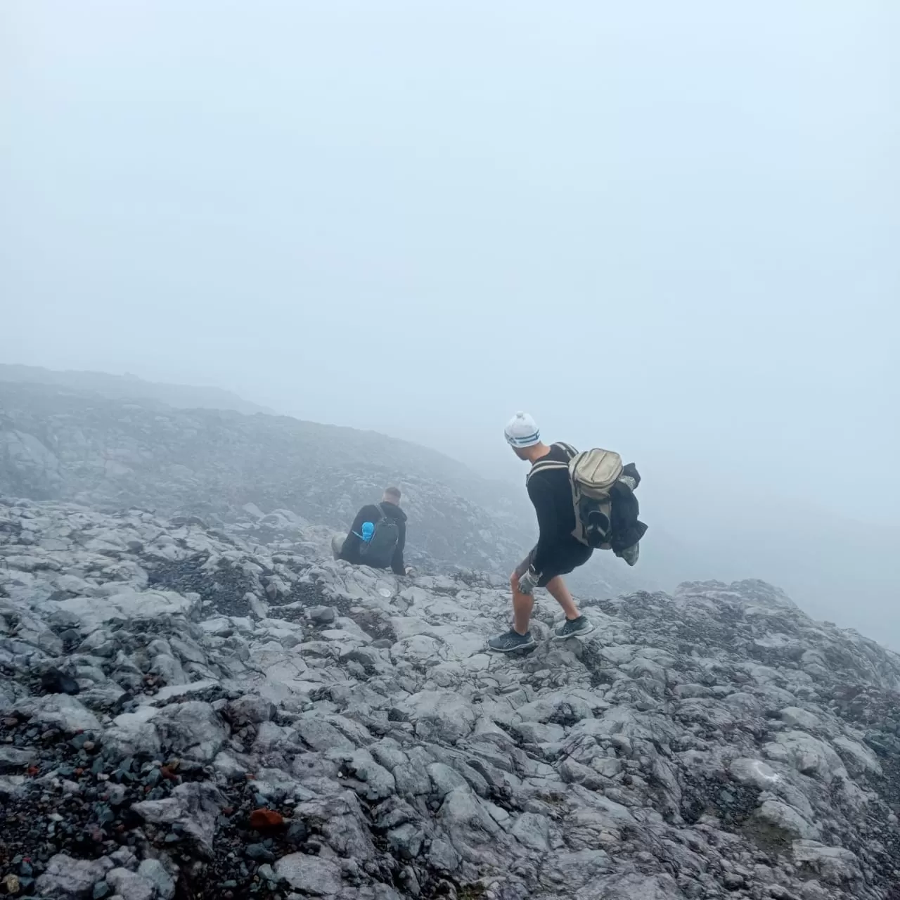 Dibuka Pendakian Ke Gunung Agung Ramai Lagi Ini Jalurnya Pos Bali