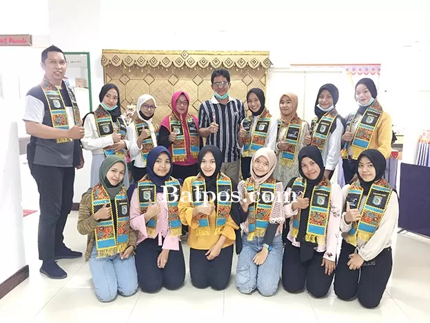 BIKIN BANGGA: Tim tari dari Disporapar Kabupaten Paser berhasil meraih peringkat tiga besar pada Festival Kudungga.