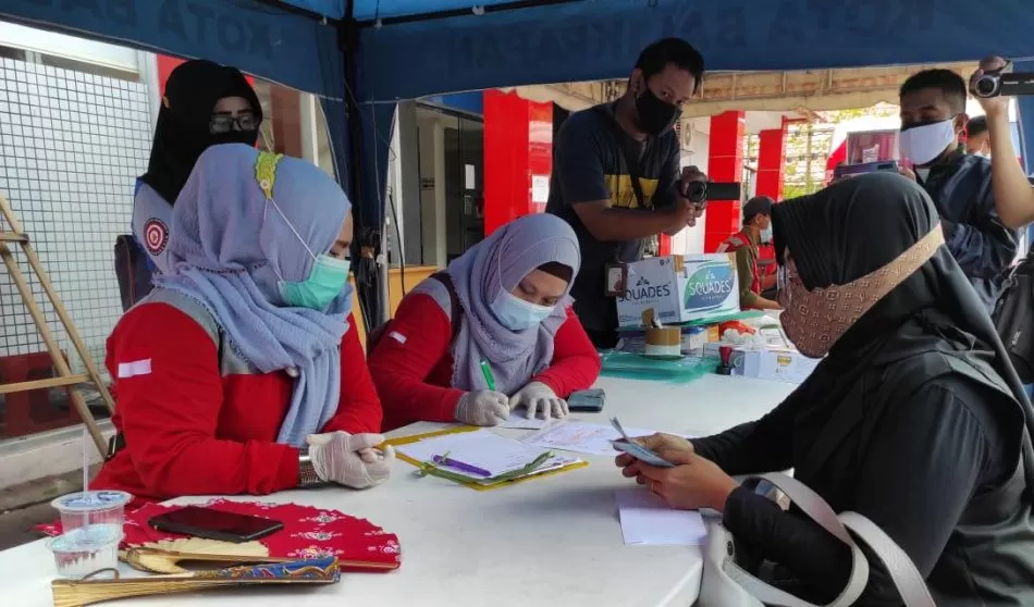 Pemerintah Kota (Pemkot) Balikpapan melalui Palang Merah Indonesia (PMI) membuka posko peduli bantuan bagi korban bencana di Sulawesi Barat (Sulbar) dan Kalimantan Selatan (Kalsel).