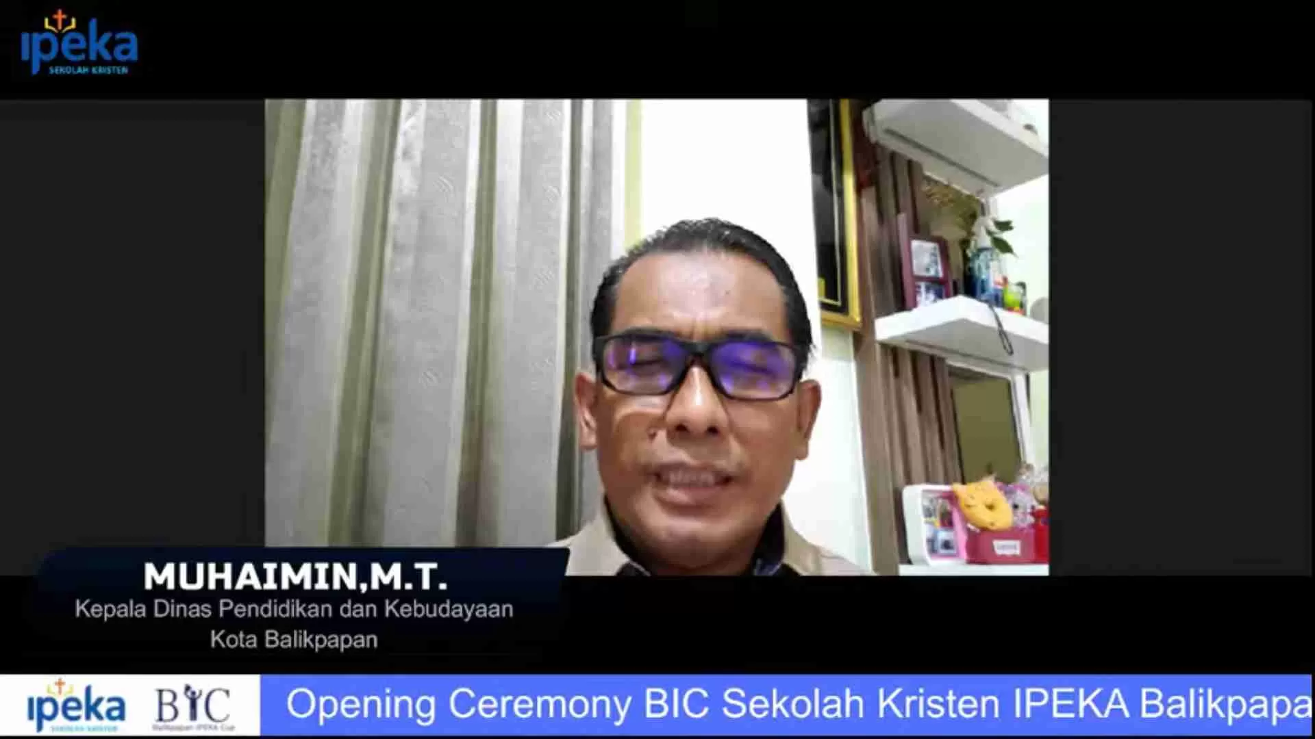 Kepala Dinas Pendidikan dan Kebudayaan Kota Balikpapan, Muhaimin, M.T. hadir pada opening ceremony secara daring. BIC 2021 berlangsung dari 18 September 2021 hingga 2 Oktober 2021.