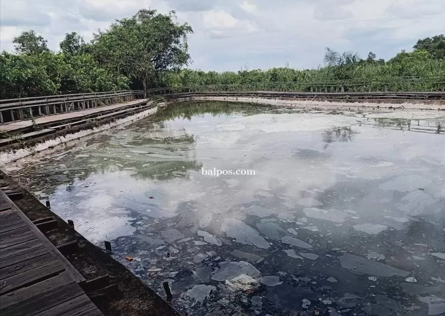 KURANG TERAWAT: Objek wisata Danom Layong yang berada di Kelurahan Long Kali Paser kurang terawat. (IST)