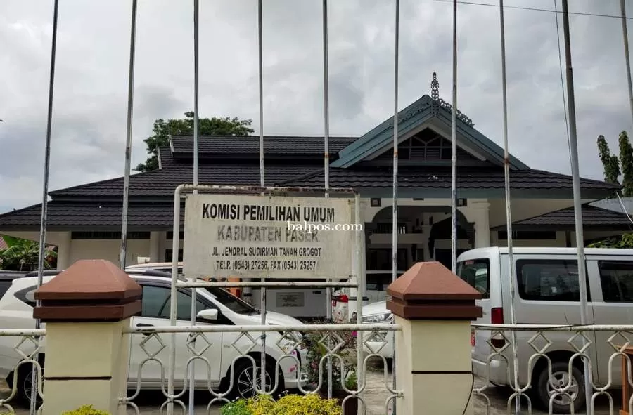 VERMIN:Kantor KPU Kabupaten Paser yang berada di Jalan Jendral Sudirman, Kecamatan Tanah Grogot.