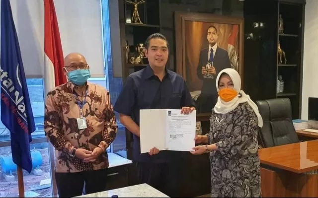 REKOMENDASI: Seri Marawiya dan Agus Tantomo menerima rekomendasi dari Partai NasDem sebagai pasangan calon bupati dan wakil bupati Berau pada Pilkada Berau 2020.