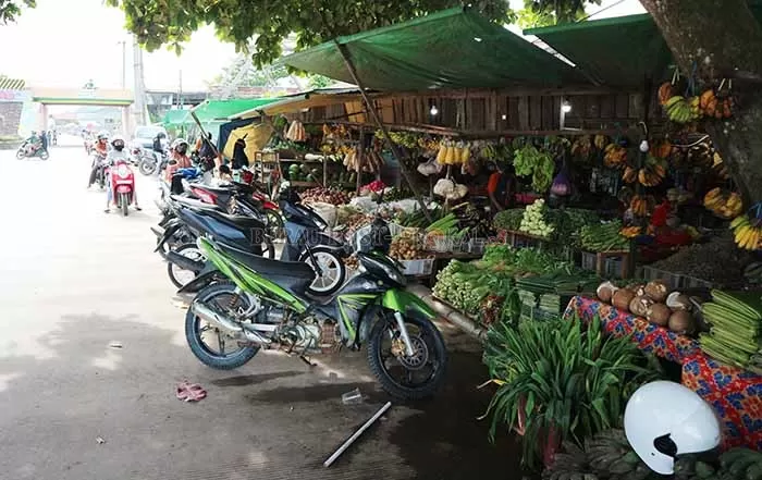 PASAR LIAR: Salah satu kawasan di wilayah Tanjung Redeb yang ditempati berdagang dan dianggap sebagai pasar ‘liar’ oleh kelompok pedagang Pasar Sanggam Adji Dilayas.