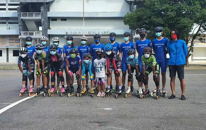 RUTIN LATIHAN: Rangga dan Revani, atlet sepatu roda Berau kini mulai berlatih untuk persiapan mengikuti TC PON yang akan dilaksanakan di Kolombia, Amerika Selatan.