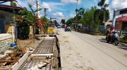 INFRASTRUKTUR: Pembenahan dan peningkatan saluran drainase, masih menjadi usulan Kelurahan Tanjung Redeb untuk tahun depan.