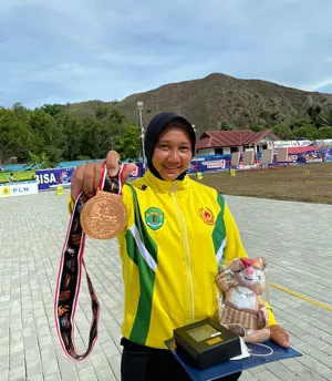 SRIKANDI ANDALAN: Indri Purwati menyumbangkan medali perunggu untuk kontingen Kaltim di PON XX Papua.