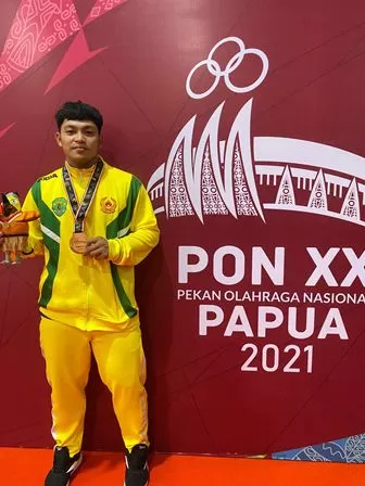 FENCER BERPRESTASI: Kurnia Risnutama salah satu atlet Berau yang menyumbang medali perunggu di ajang PON XX Papua.