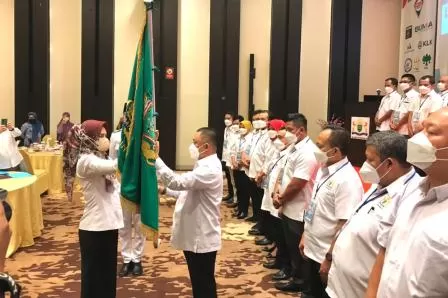 Fitrial Noor kembali menjabat Ketua Kadin Berau periode 2022-2027,  usai terpilih secara aklamasi pada Musyawarah Kabupaten (Mukab) ke VII Kadin Berau, kemarin (17/1).