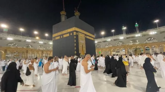 AKAN DIBUKA KEMBALI: Situasidan aktifitas jemaah umrah di Masjidil Al-Haram, Mekkah, Arab Saudi. Tahun ini, Pemerintah Arab Saudi kembali membuka pintu bagi jemaah haji negara lain.