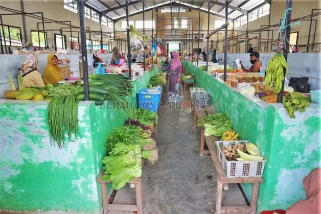 PENTING: Salah satu pasar yang berada di Kecamatan Sambaliung yang berlokasi di Kampung Sei Bebanir Bangun.