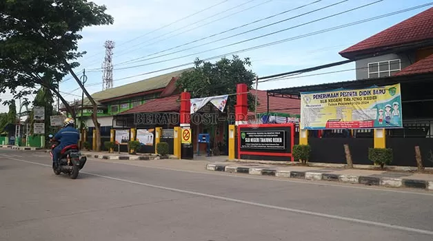 BUTUH TAMBAHAN: Sekolah Luar Biasa (SLB) Negeri Tanjung Redeb masih kekurangan guru bersertifikasi.