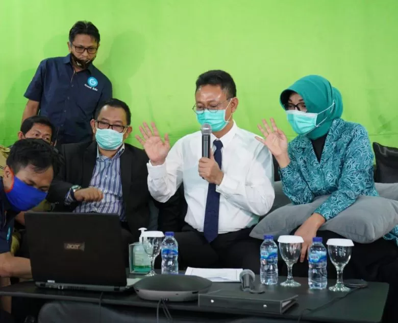 MENYAPA: Wali Kota Pontianak, Edi Rusdi Kamtono menyapa pelajar melalui daring. HUMAS PROKOMIM PONTIANAK