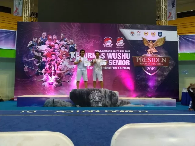 TETAP BERPRESTASI: M Sofi’i meraih medali perak di Pra PON Wushu 2019 Jakarta. Selain itu, Nadya Nakhoir dan Kurniawan Cahyani di nomor pertandingan Taulo Berpasangan.