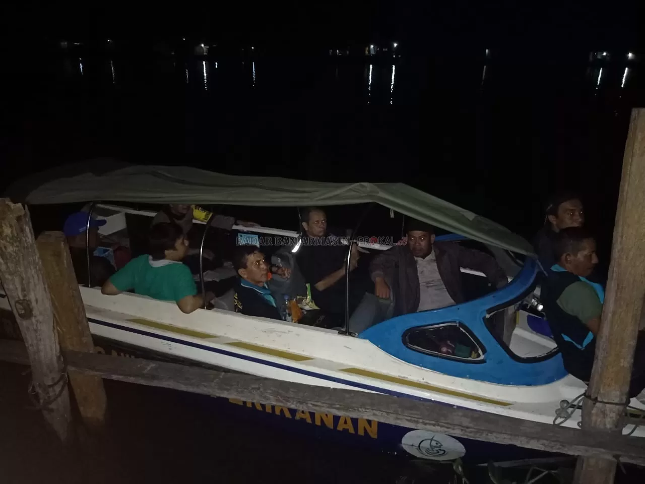 RAZIA: Gunakan Speedboat, tim gabungan melaksanakan razia ilegal fishing di Desa Batalas Kecamatan Candi Laras Utara.
 | Foto: Rasidi Fadli/Radar Banjarmasin