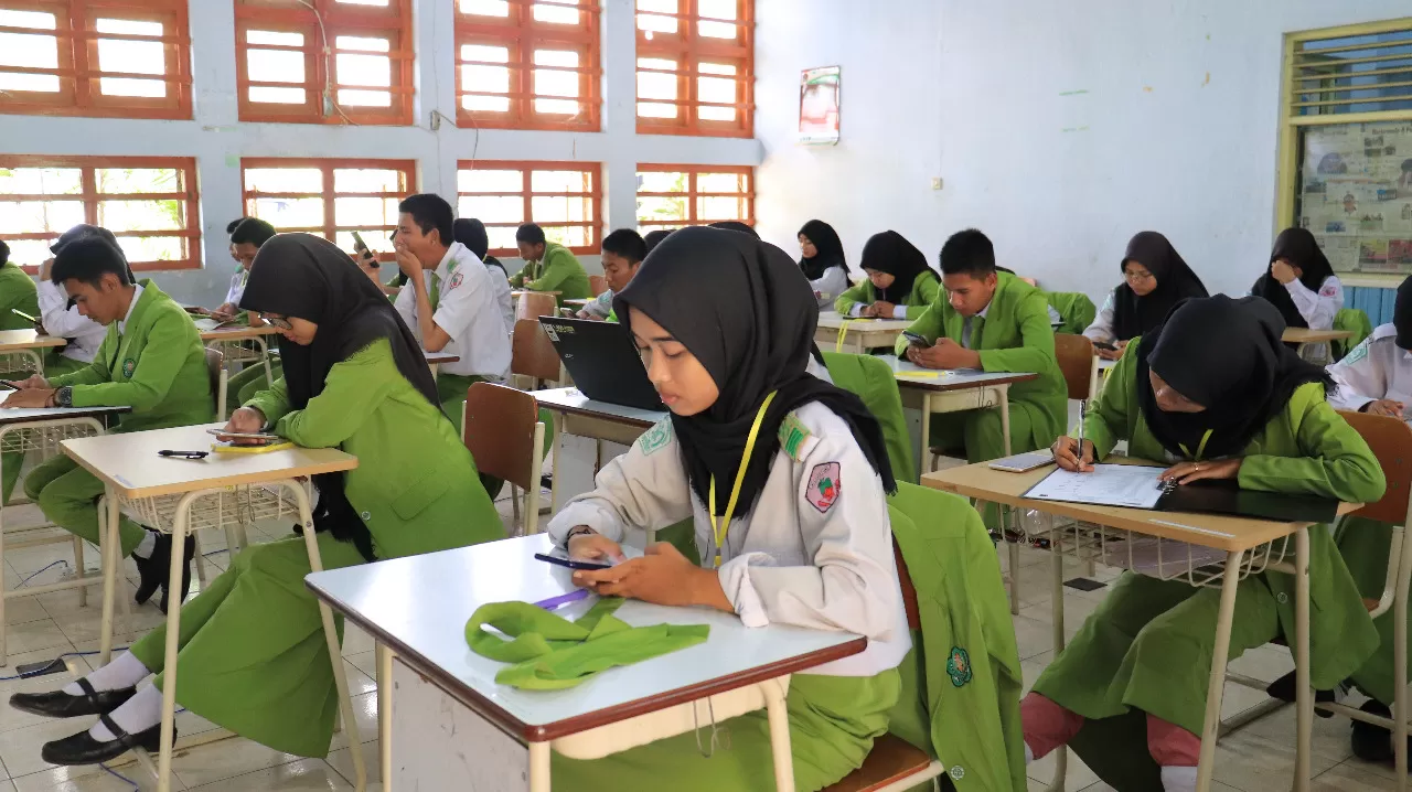 SMK-PP N Banjarbaru menggelar Uian Sekolah (US) bagi siswa kelas XII TP. 2019/2020, yang dimulai sejak Senin, (2/3), yang sekiranya US ini akan dilaksanakan selama 7 hari dari tanggal 2 sd 10 Maret 2020