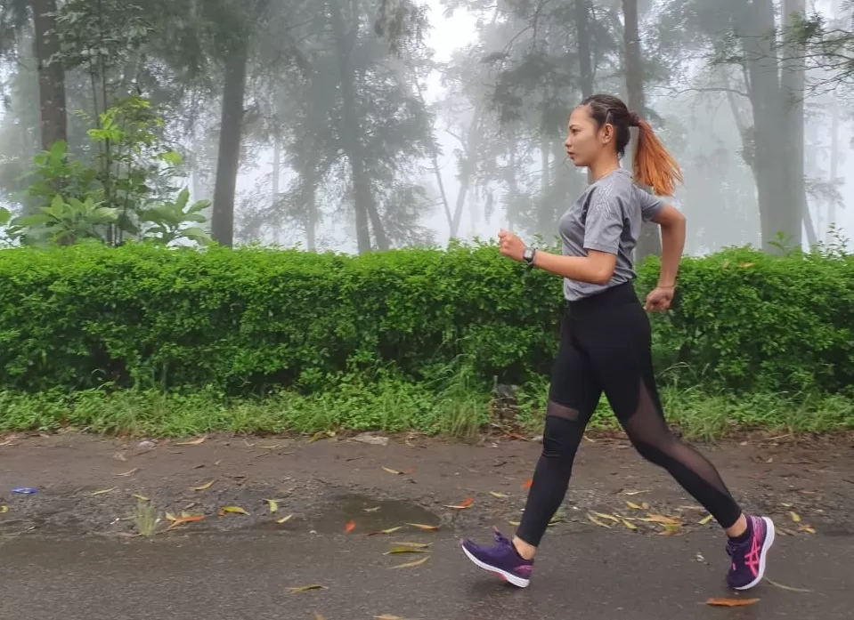 HARAPAN BANUA: Atlet jalan cepat putri Kalsel, Halida Ulfah menjalani program latihan intensif di Depok, Jabar sebagai persiapan menuju PON XX 2020 Papua.