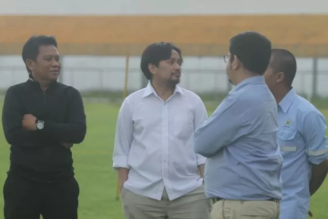 AMBIL SIKAP: Manajer Barito Putera Mundari Karya telah meminta kepada Hasnuryadi Sulaiman membubarkan tim demi menjaga keselamat seluruh pemain, pelatih, dan staf dari wabah Covid-19.