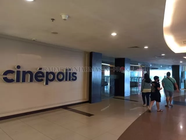 MASIH TUTUP: Kondisi bioskop di Q Mall Banjarbaru: Cinepolis, kemarin. Dalam waktu dekat tempat hiburan ini bakal buka kembali di tengah pandemi Covid-19. | FOTO: SUTRISNO/RADAR BANJARMASIN