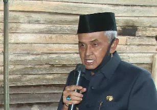MUNDUR LAGI: Guru Khalil menyatakan tak akan maju pada Pilkada Kabupaten Banjar. | DOK/RADAR BANJARMASIN