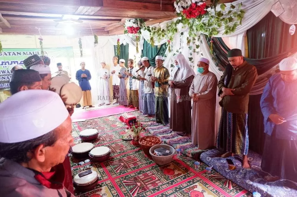 MAULID NABI: Habib Idrus bin Ali Al-Habsy memperingati Maulid Nabi SAW bersama Warga Desa Sungai Jati, Kecamatan Mataraman, Kabupaten Banjar.