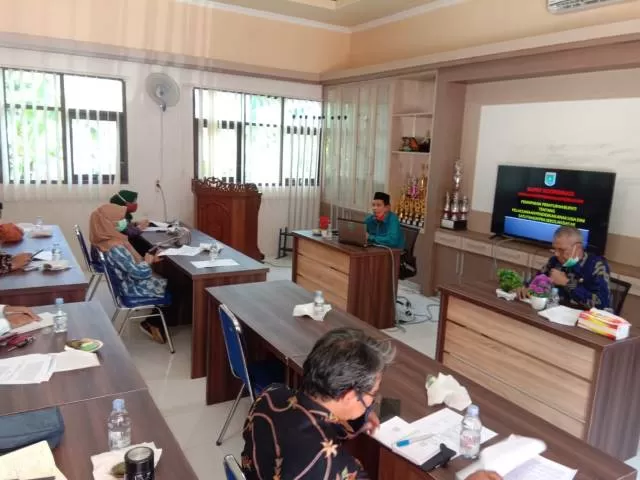 RAPAT KOORDINASI: Dinas Pendidikan dan Kebudayaan Tanbu melakukan rapat koordinasi dengan lintas SKPD terkait untuk menyosialisasikan Peraturan Bupati Tanah Bumbu Nomor 33 Tahun 2019.