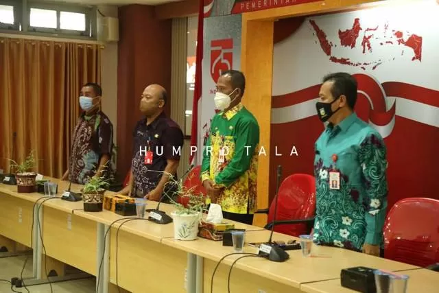 VIRTUAL: Bupati Tala Sukamta menghadiri pengumuman Anugerah Proklim Utama secara virtual saat puncak kegiatan Festival Iklim Tahun 2020.