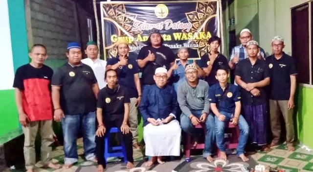 FOTO BERSAMA: Komunitas pencinta Wasi Pusaka Banua (Wasaka) Tapin mulai aktif lagi. | Foto: Wasaka For Radar Banjarmasin