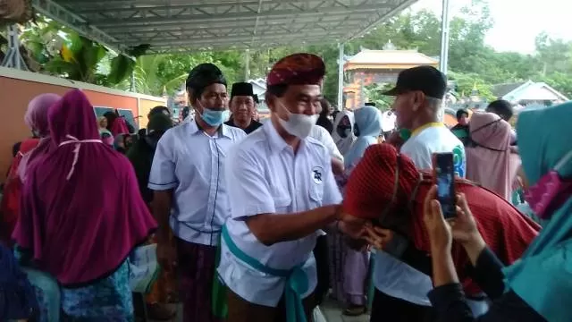ZAIRULLAH : Calon Bupati Tanbu H Zairullah Azhar berkampanye di Desa Wonorejo Kecamatan Kusan Hulu.