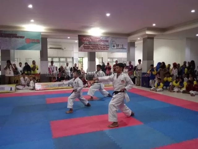 PELUANG PRESTASI: Lemkari Kabupaten Banjar akan menggelar Kejuaraan Karate Antar Dojo Lemkari se-Kabupaten Banjar 2020 di Martapura pada 17-20 Desember ini.