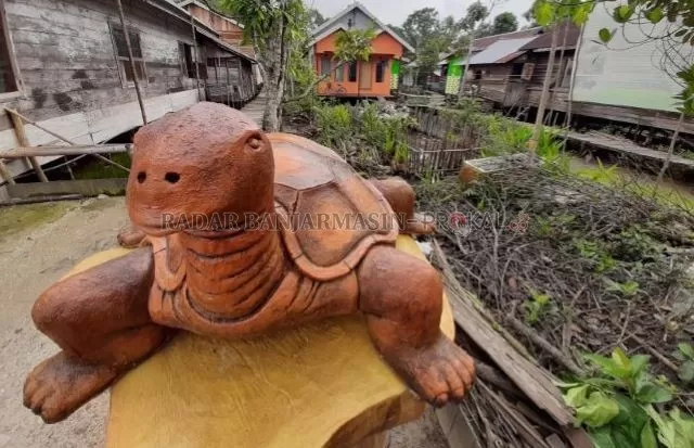 BIUKU: Kampung wisata di Sungai Andai ini menjadikan kura-kura sungai Kalimantan alias biuku (nama latinnya Orlitia Borneensis) sebagai ikon.