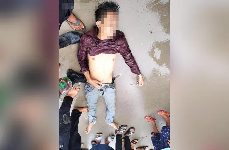 TAK TERTOLONG: Korban Misrani tewas tenggelam di Kawasan jembatan panggung utama pesta Pantai Pagatan di Kecamatan Kusan Hilir, siang kemarin. | Foto: Istimewa For Radar Banjarmasin