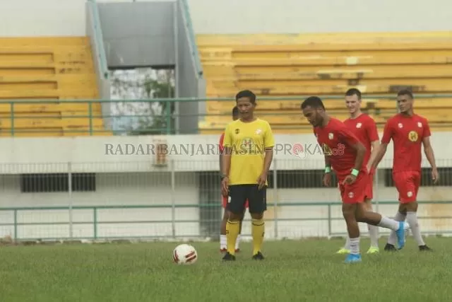 ANTUSIAS: Pelatih Barito Putera Djajang Nurjaman butuh waktu mempersiapkan tim untuk menghadapi turnamen pramusim.