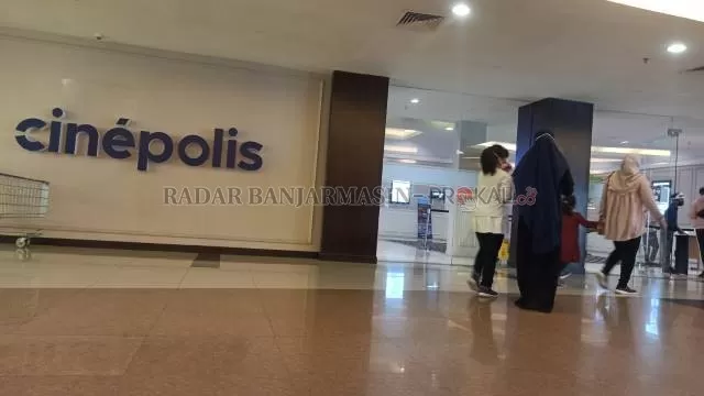 TETAP BERTAHAN: Bioskop di Q Mall Banjarbaru tetap bertahan meski tidak banyak masyarakat yang menonton fi lm di sana semenjak beroperasi lagi pada awal Desember 2020. | FOTO: SUTRISNO/RADAR BANJARMASIN