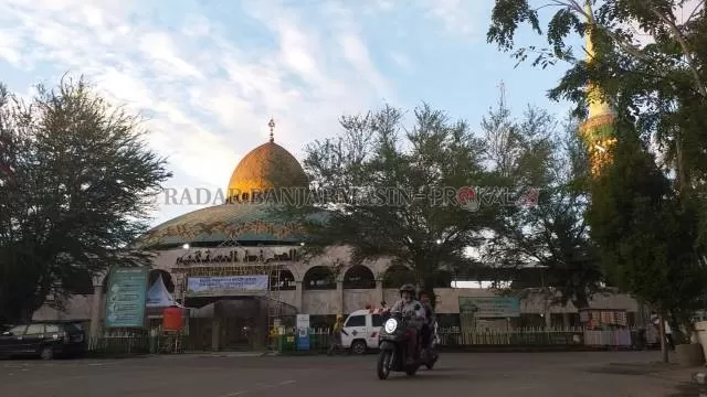 MASJID RAYA : Masjid Ash Shirotol Mustaqim Tanjung yang kini belum bisa menggelar buka puasa bersama.