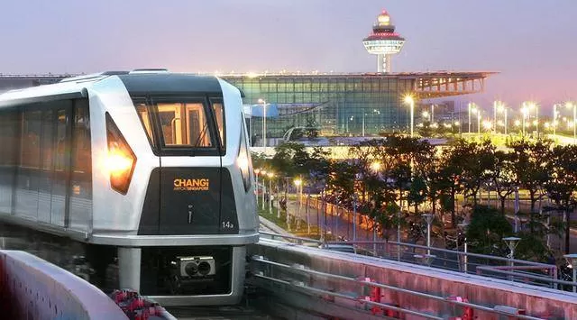 ANGKUTAN MASSAL BANDARA: Kereta Api bandara di Singapura. Pemprov Kalsel menjajaki rencana membangun kereta api bandara serupa di Kalsel. | FOTO: CHANGI.COM