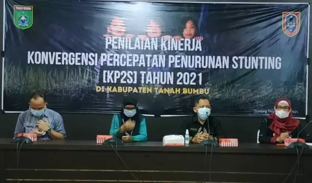 KOMITMEN: Tim KP2S Kalsel menggelar pertemuan dengan Pemkab Tanah Bumbu terkait pencegahan peningkatan angka stunting.