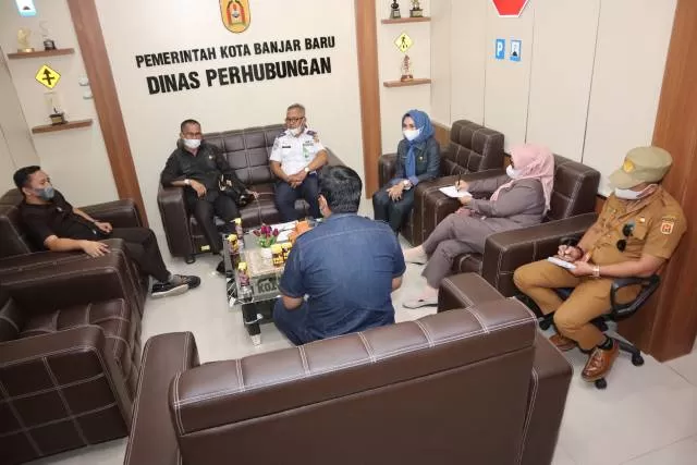 KOMISI II: Kunjungan ke Dinas Perhubungan Kota Banjarbaru.
