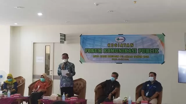 SAMBUTAN: Bupati Tanah Laut H M Sukamta pada acara Forum Komunikasi Publik RSUD H Boejasin Pelaihari Tahun 2021.