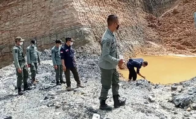ILEGAL: Aparat gabungan menemukan aktivitas tambang liar di kawasan Desa Rantau Bujur, Kecamatan Telaga Bauntung, Kabupaten Banjar.