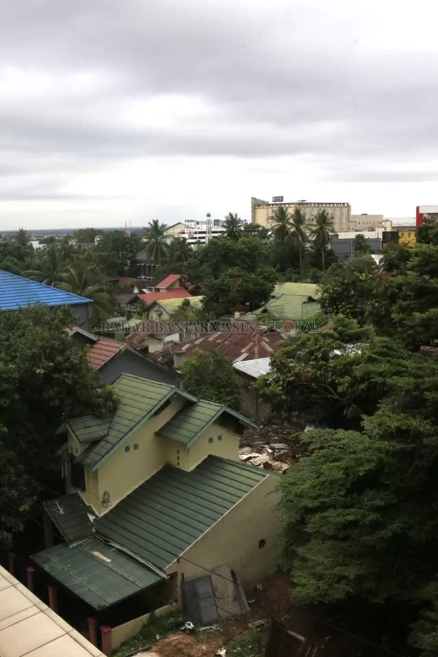 BUMI DAN BANGUNAN: Pemko Banjarbaru memberlakukan relaksasi atau pemutihan denda pajak bumi dan bangunan (PBB). | Foto: Muhammad Rifani/Radar Banjarmasin
